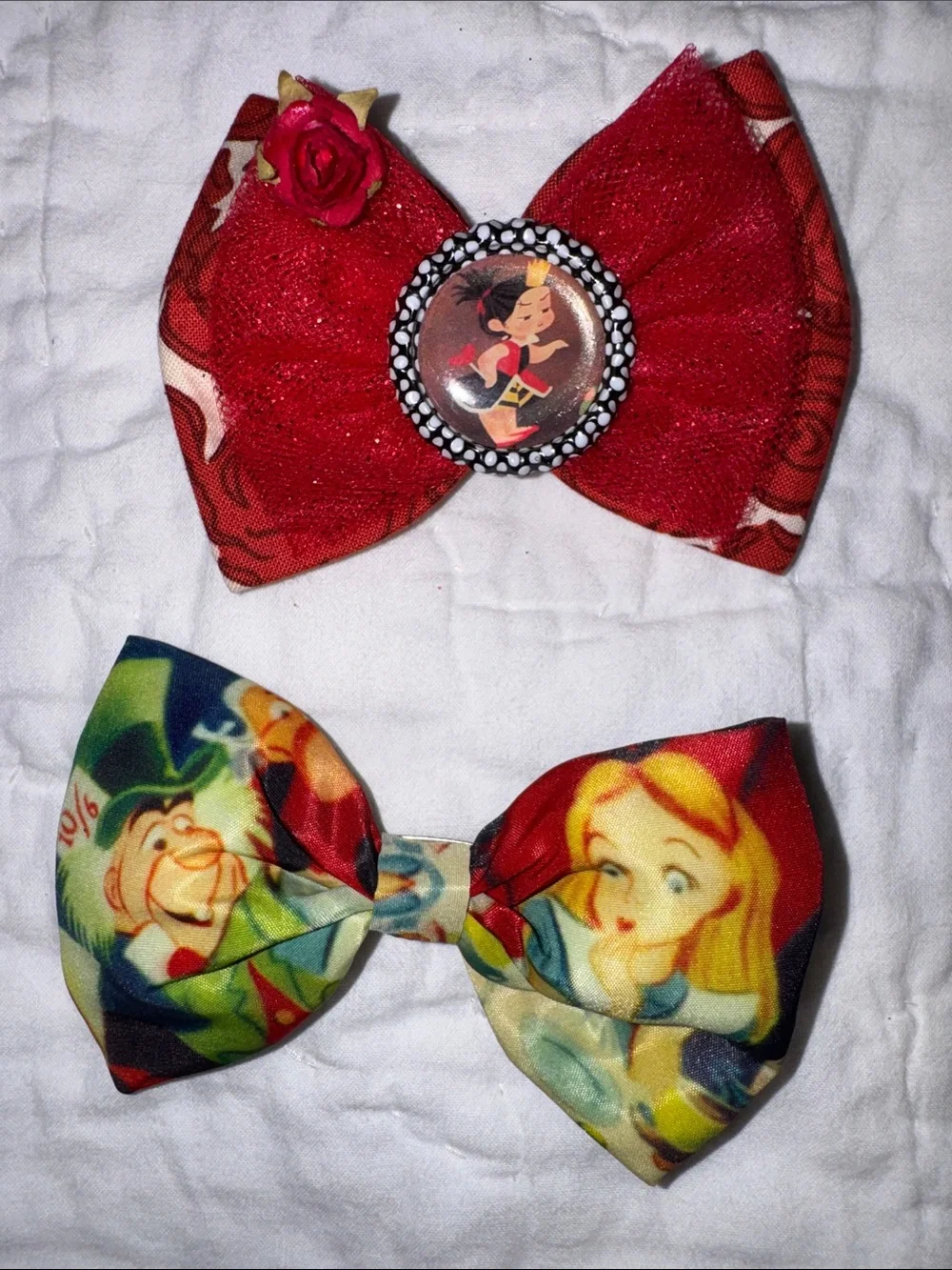 Alice in Wonderland hair bow set